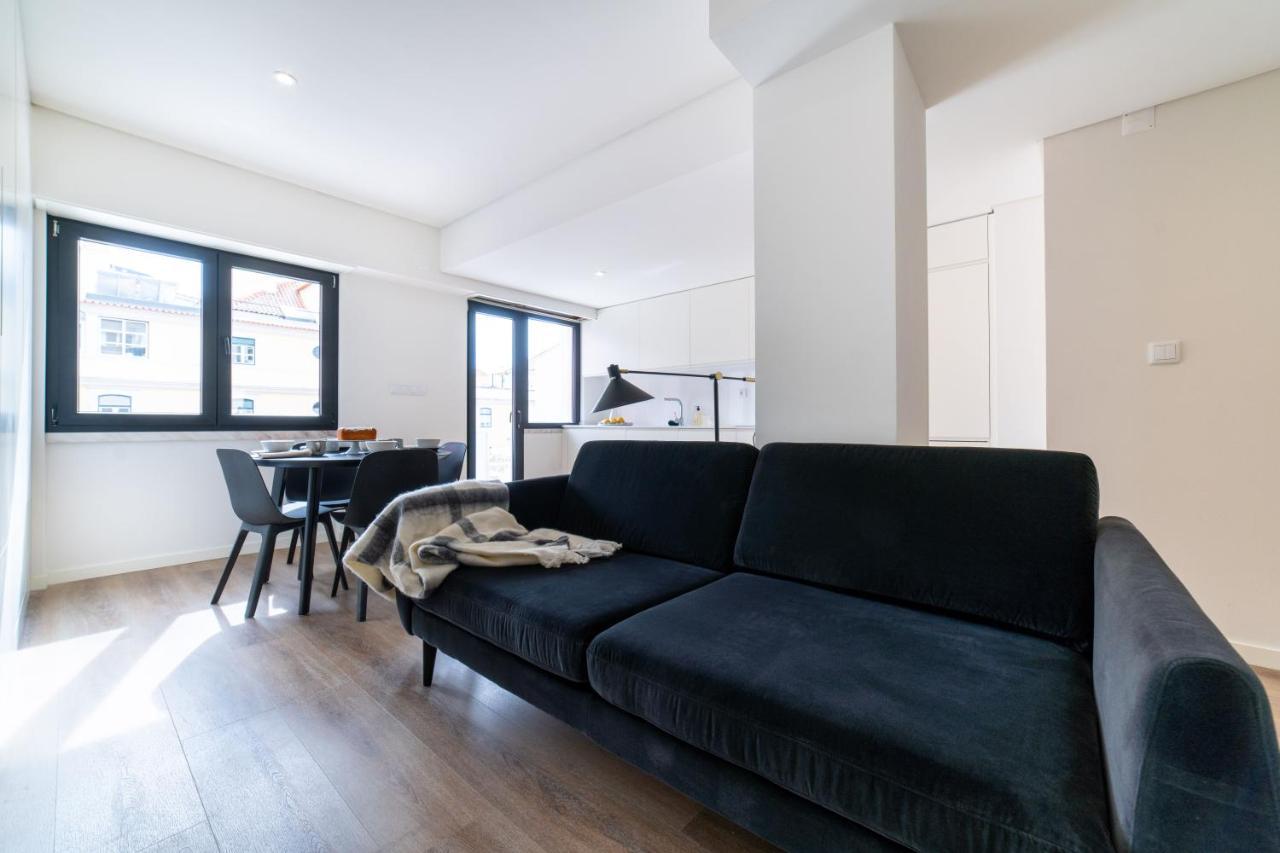 Lusiadas 53 2ºd - Beautiful Two-Bedroom Apartment Lisboa Eksteriør billede